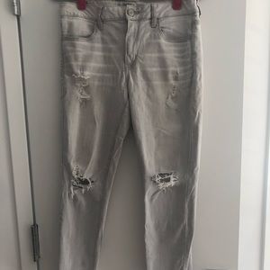 American Eagle Distressed Light Wash Jeans